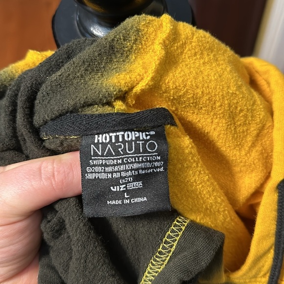 Hot Topic Pull Over Sweater - Picture 6 of 7